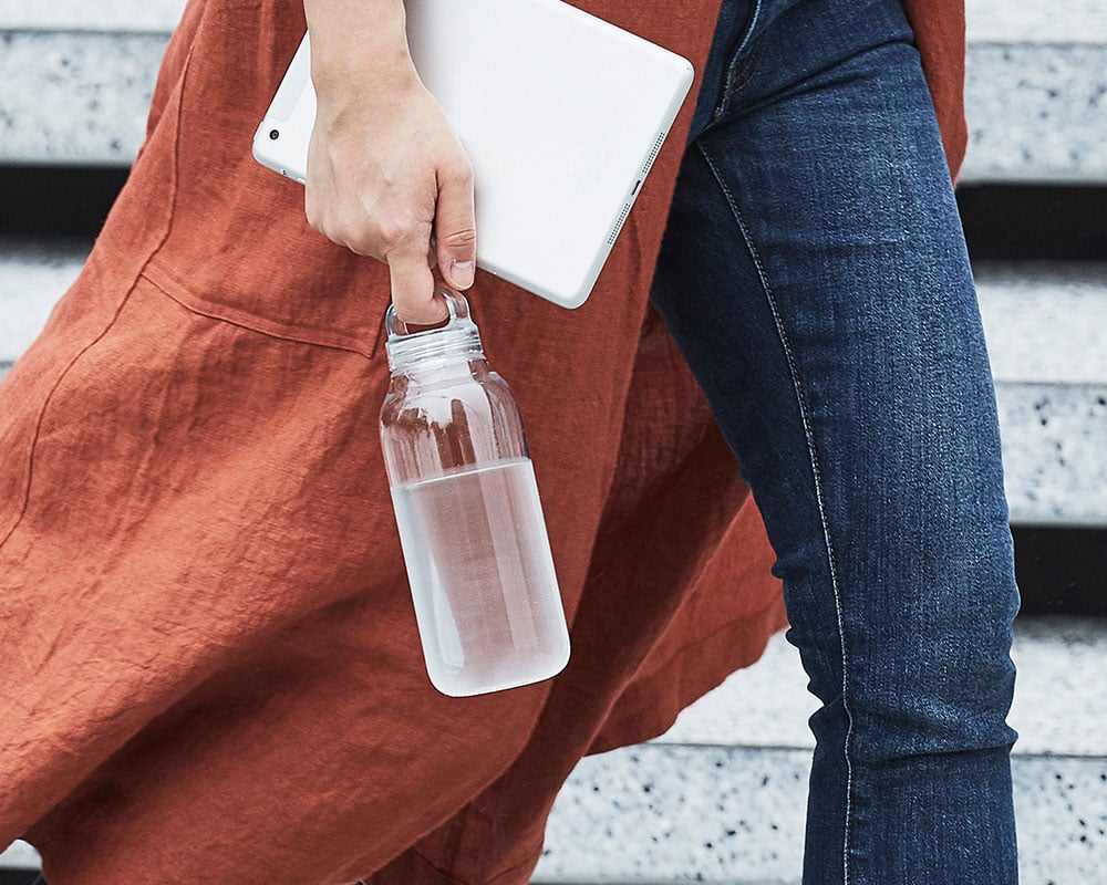 Carrying WATER BOTTLE clear 