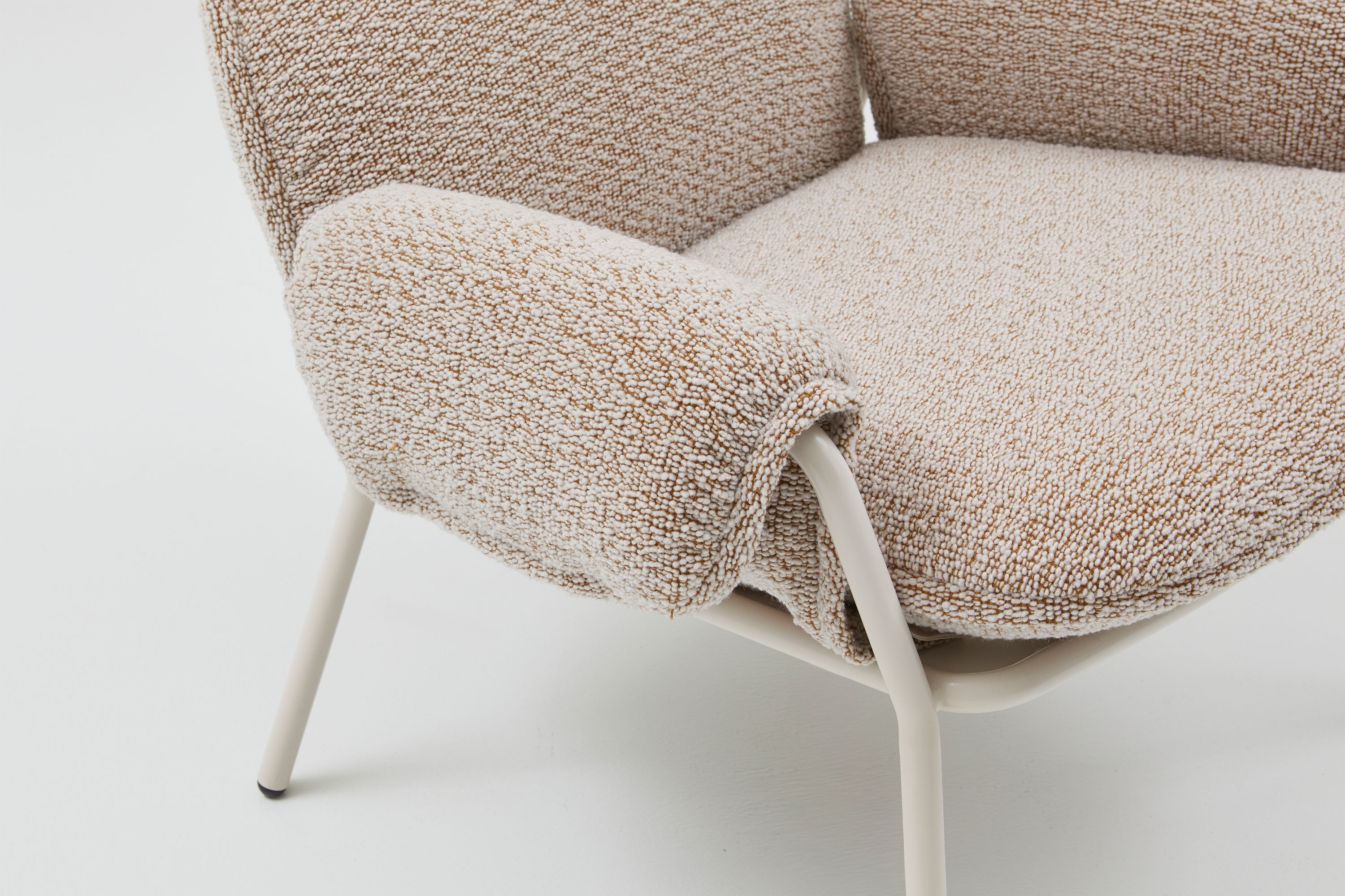 Jardan Jean Armchair Bowie Sepia Rivergum 5