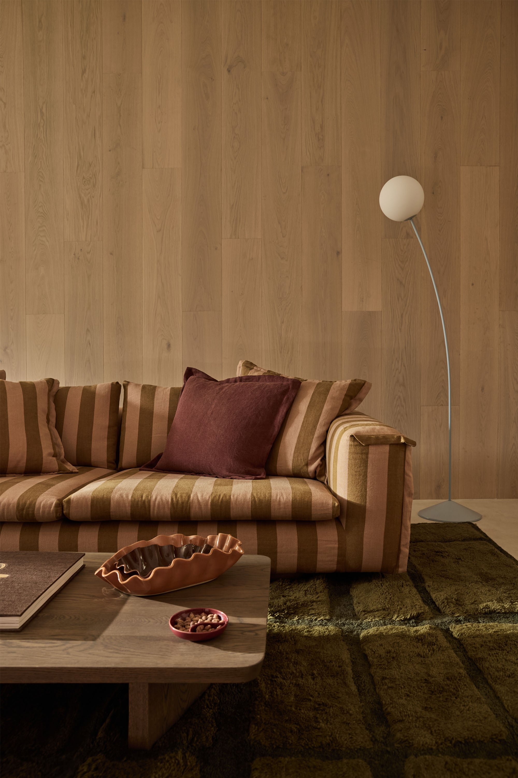 Jardan Sunny 3Seater Sofa Arden CoffeeTable Boyd Lamp 1