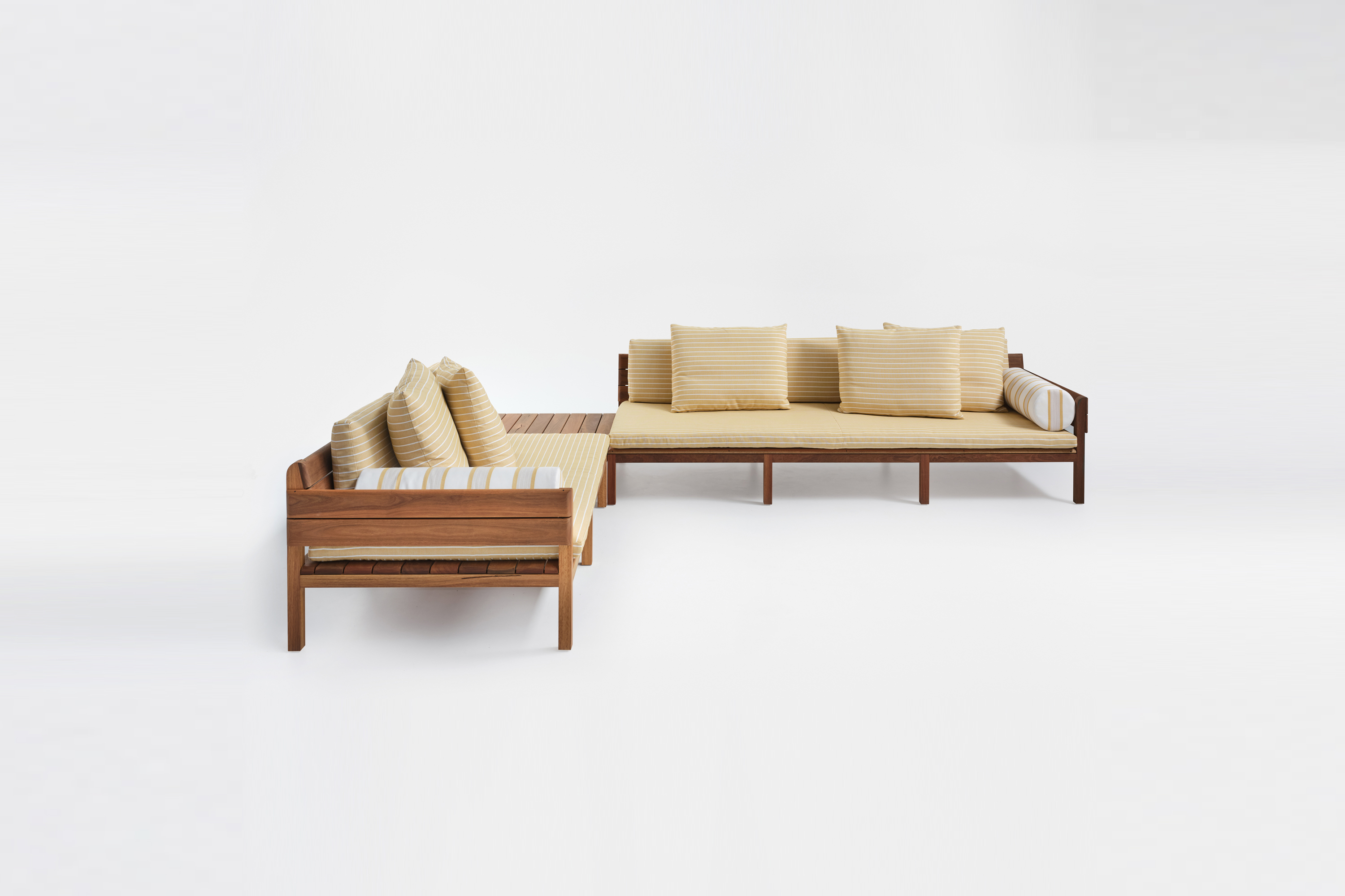 Izzy Modular Sofa 1