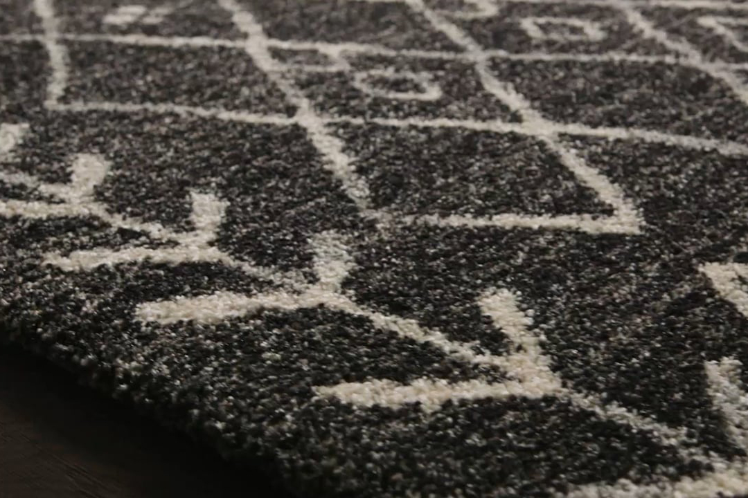 EB-09 BLACK / IVORY video