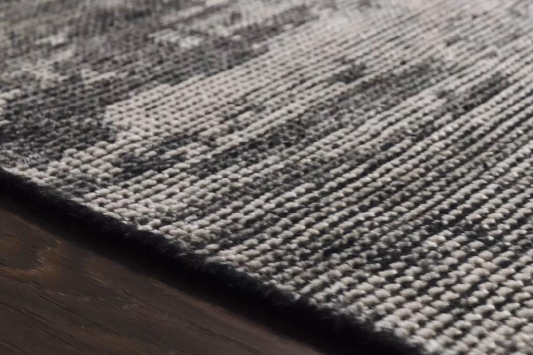 AMM-02 SILVER / DK. GREY video