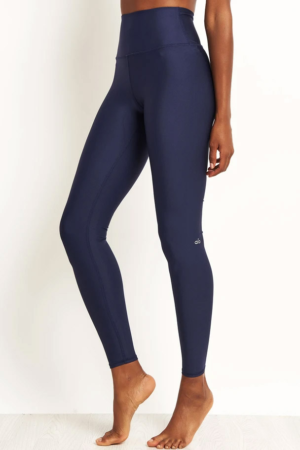 Alo Yoga Leggings The Complete Guide And Review The Sports Edit