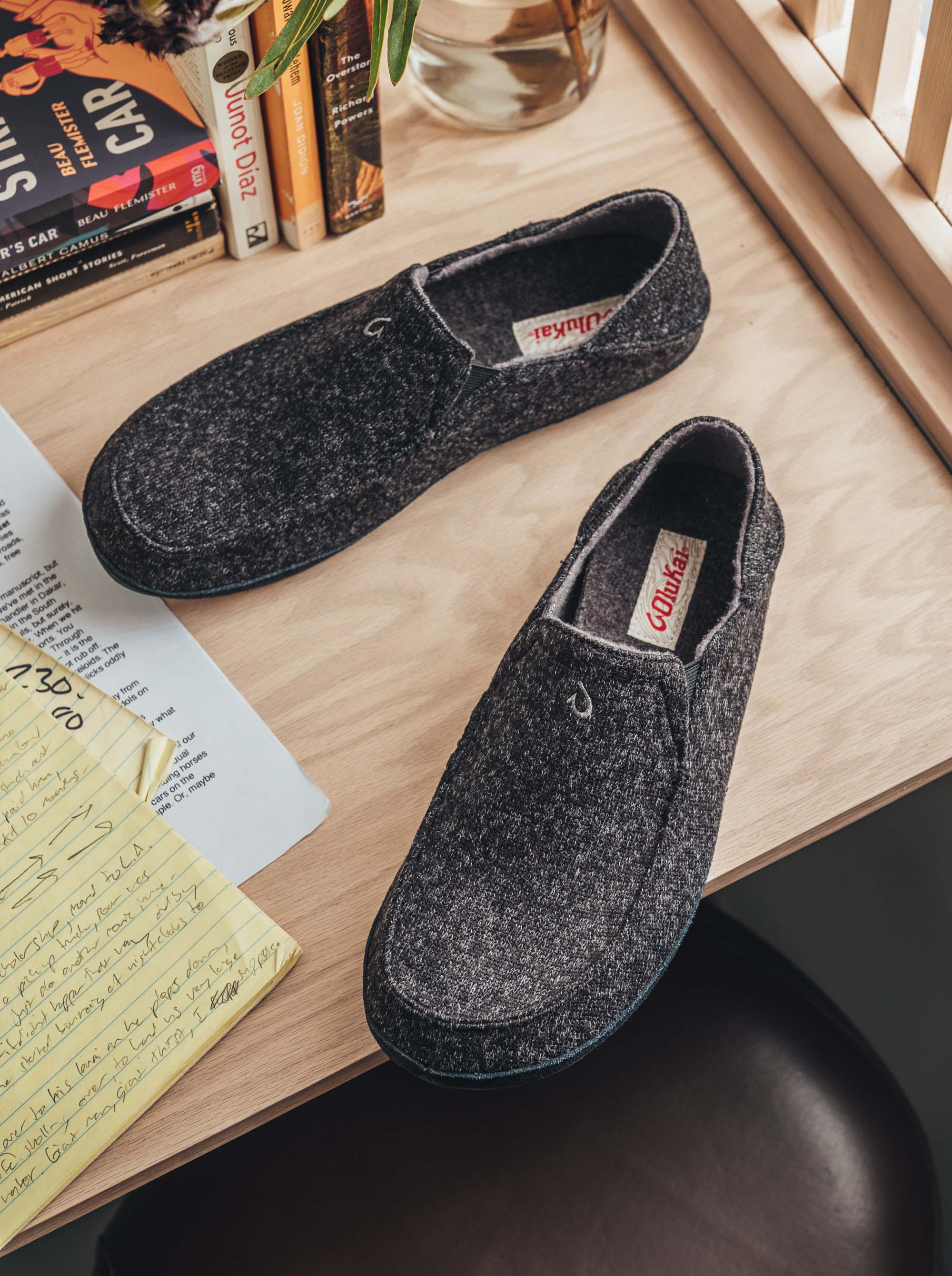 olukai moloa hulu men's wool blend slippers