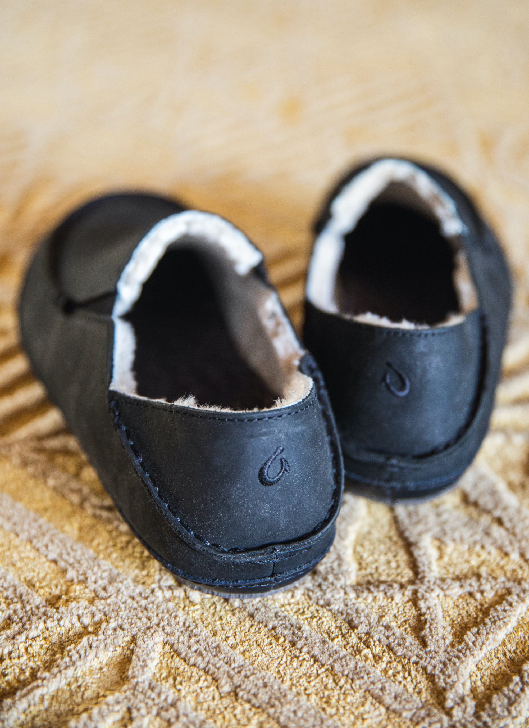 OluKai Moloā Slipper - Tobacco | Men's Slippers | OluKai Canada