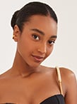 Model: Laura Louis