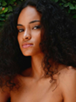 Model: Deborah Viana