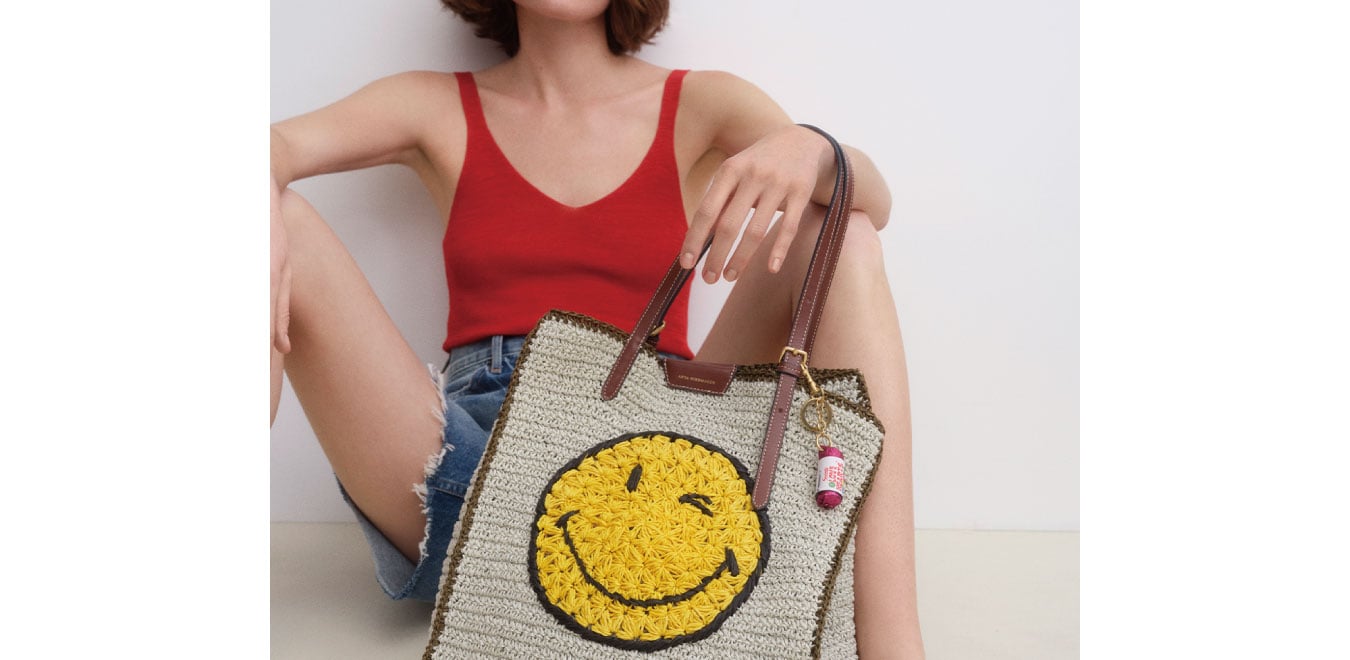 アニヤ・ハインドマーチ 新作コレクション | Anya Hindmarch JP