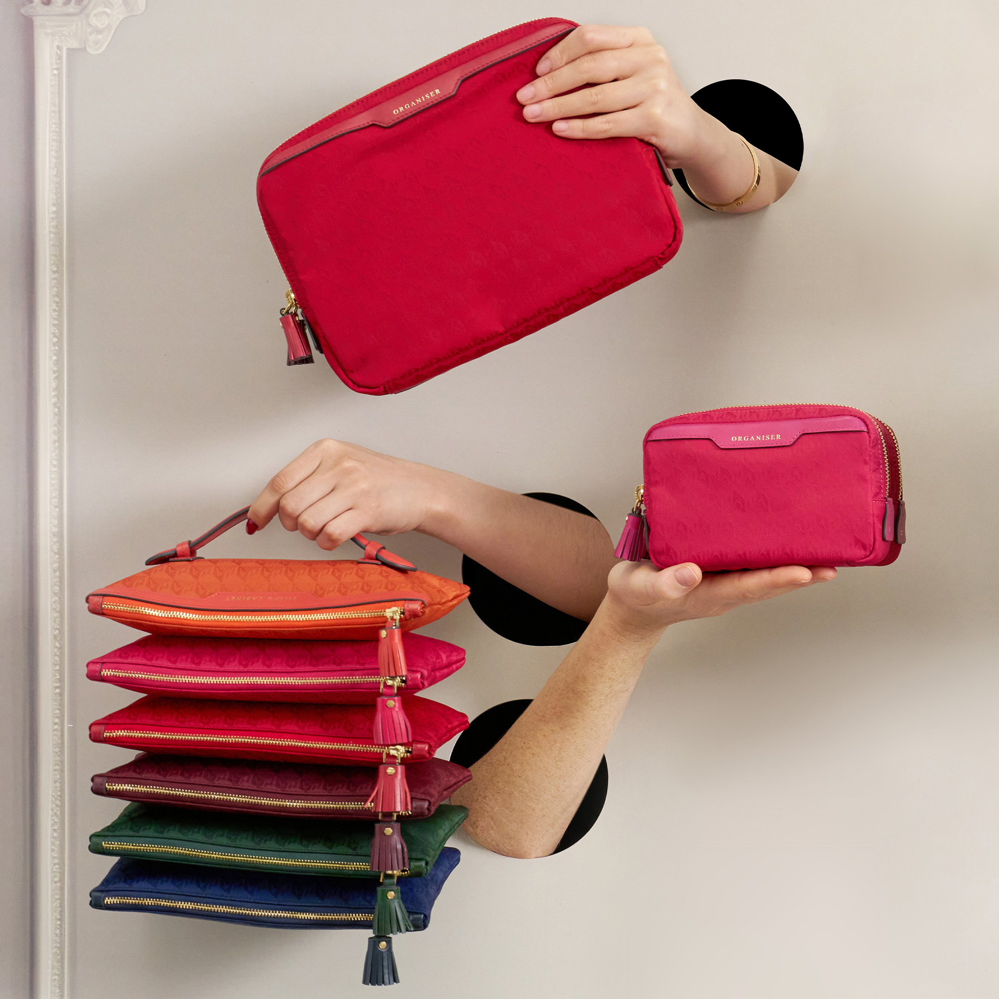 Labelled | アニヤ・ハインドマーチ | Anya Hindmarch JP