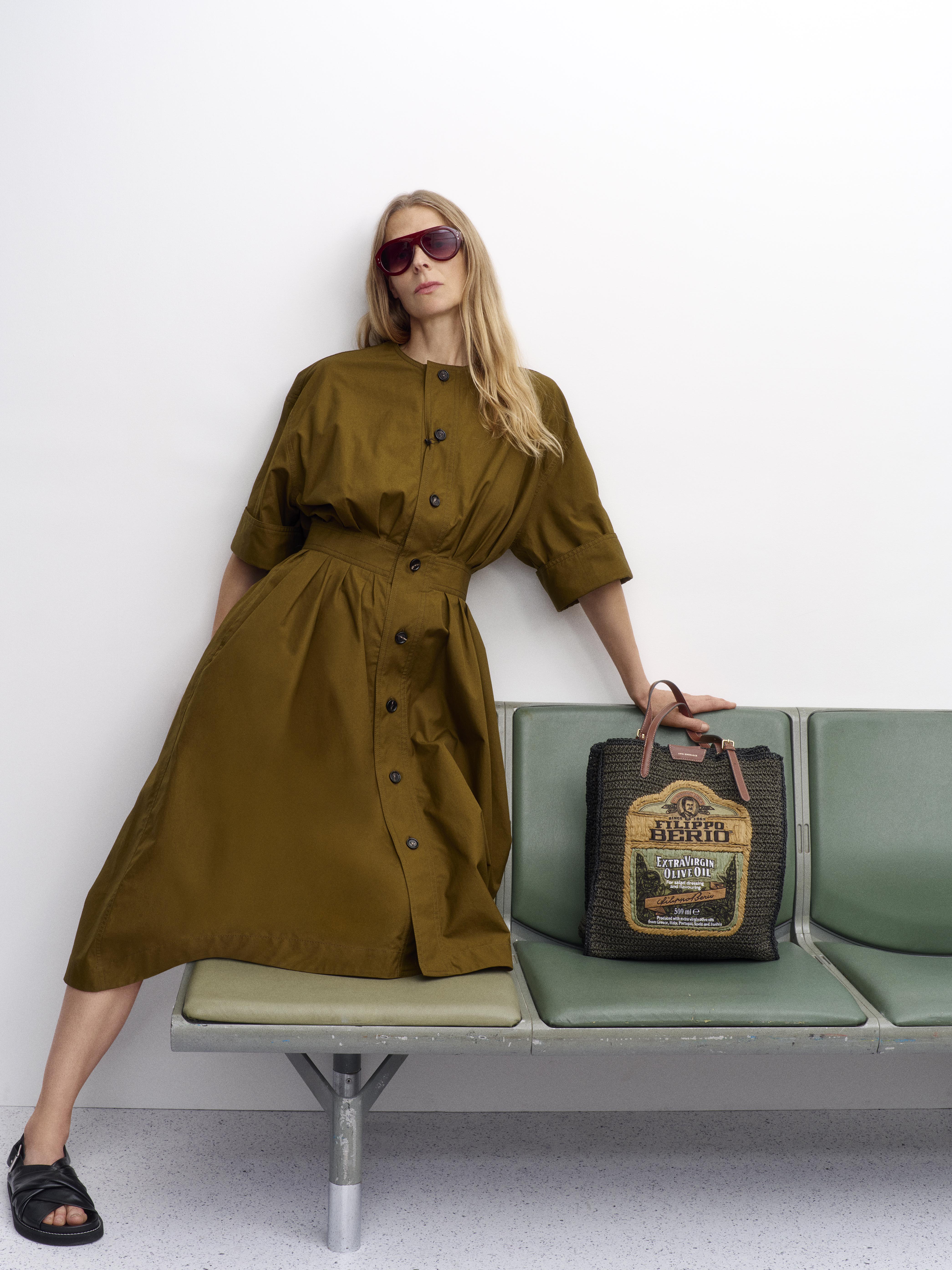 Anya Brands | アニヤ・ハインドマーチ | Anya Hindmarch JP