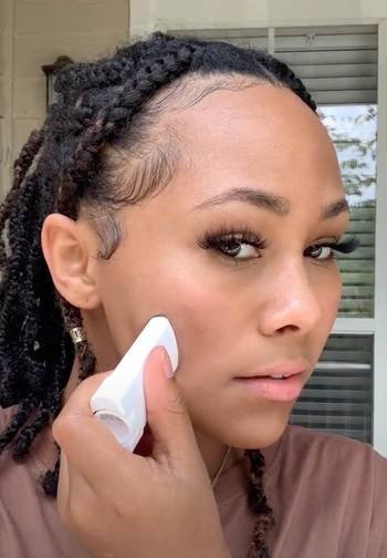 Review of Beauty By Earth's Mineral Sunscreen