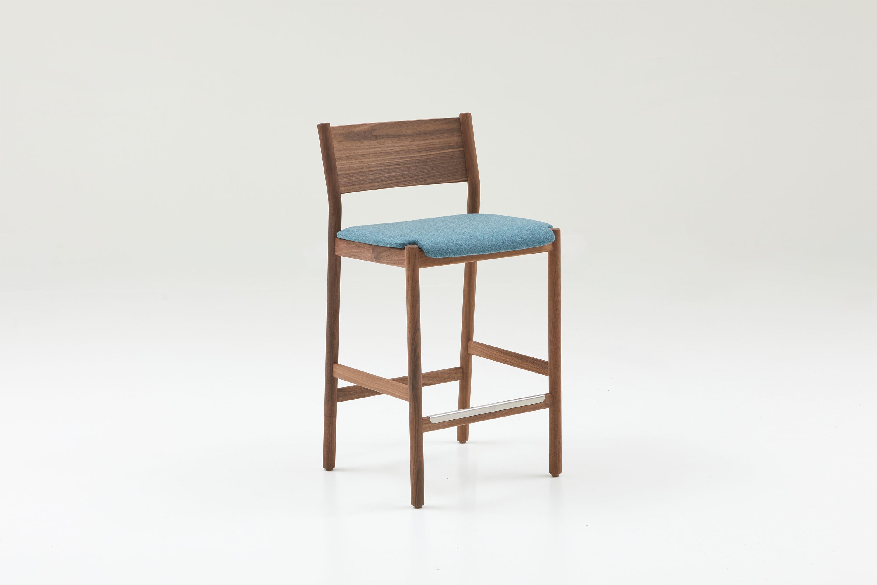 Jardan Gus Stool WithBack 2