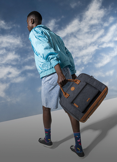 Cabaïa Europe We produced cruelty free and highly colored, beanies, socks, backpacks, towels for men, women, kids. Our accesories all have their own ingeniosity to discover.