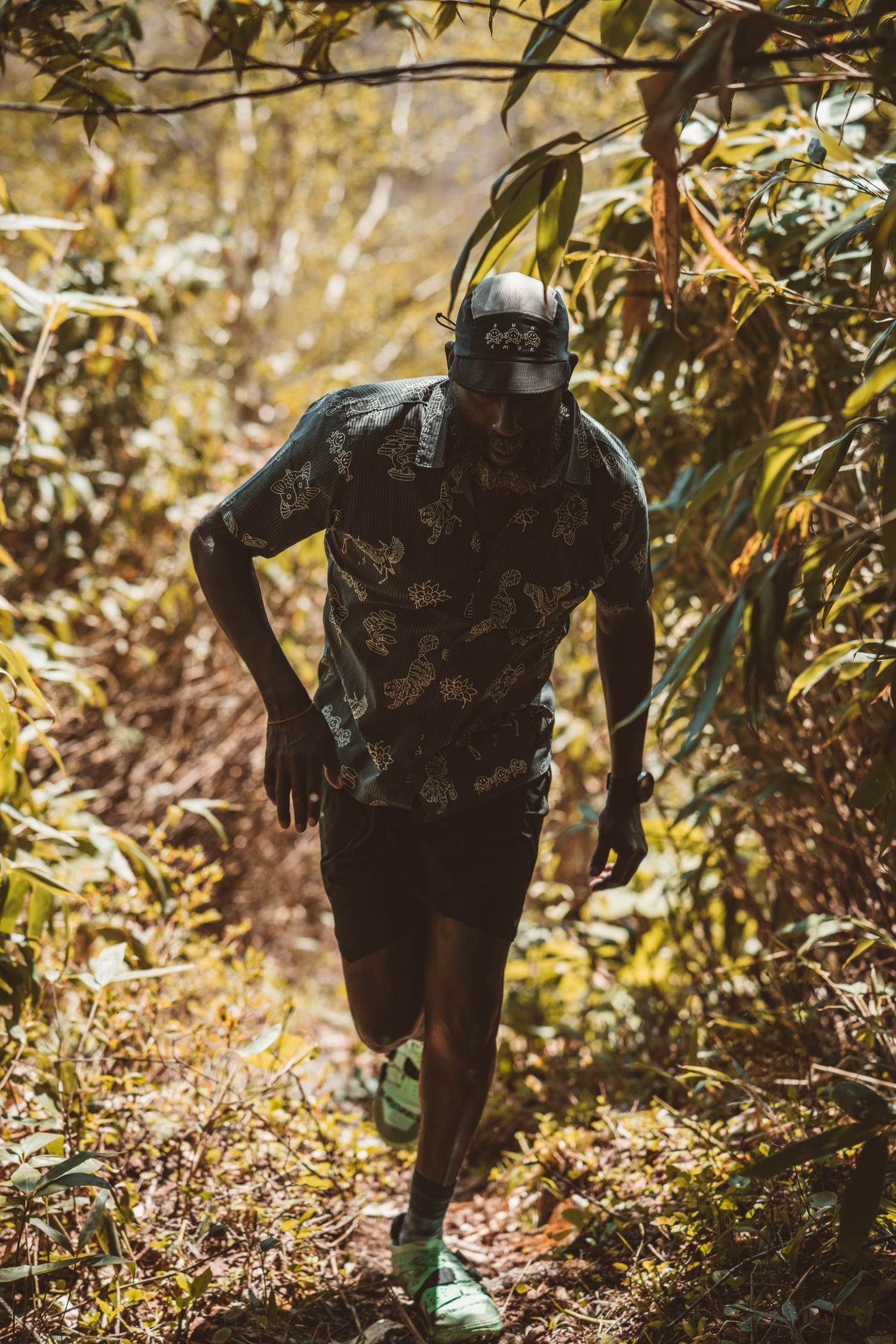 Bless Up Trail Shirt - Black/White