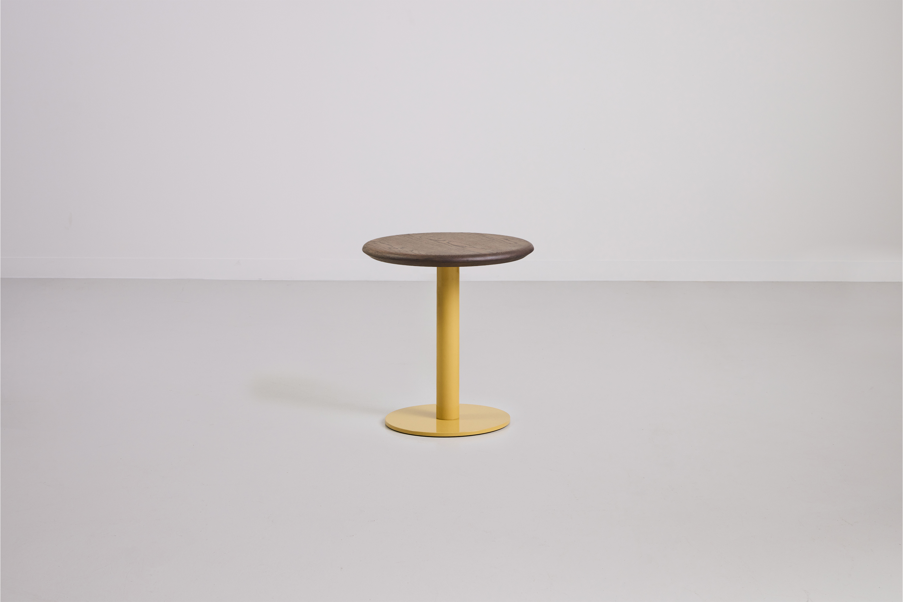 Jardan Arrow Side Table 01