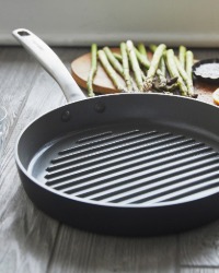  -  - Grill Pans & Griddles
