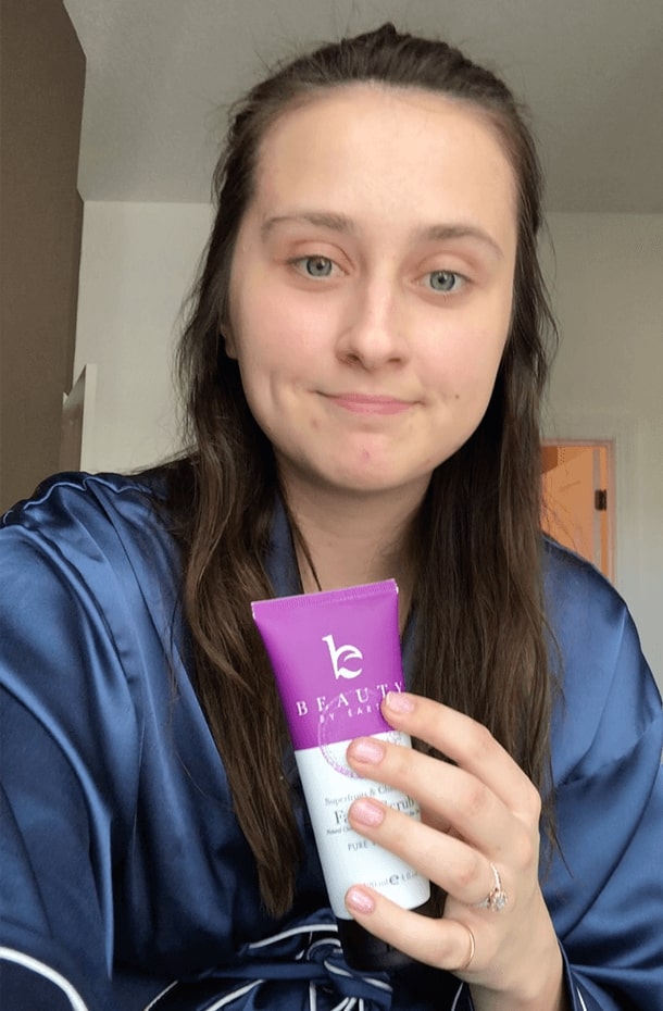 BEAUTY BY EARTH FACE SCRUB REVIEW 
