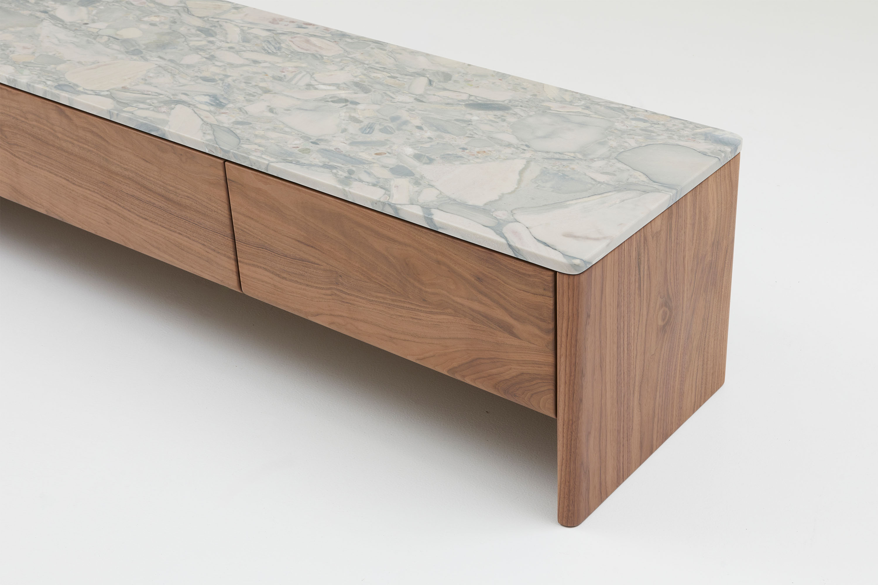 Jardan Pia Low Sideboard WithDrawers 192 WalnutBase Natural CicalaTop 1