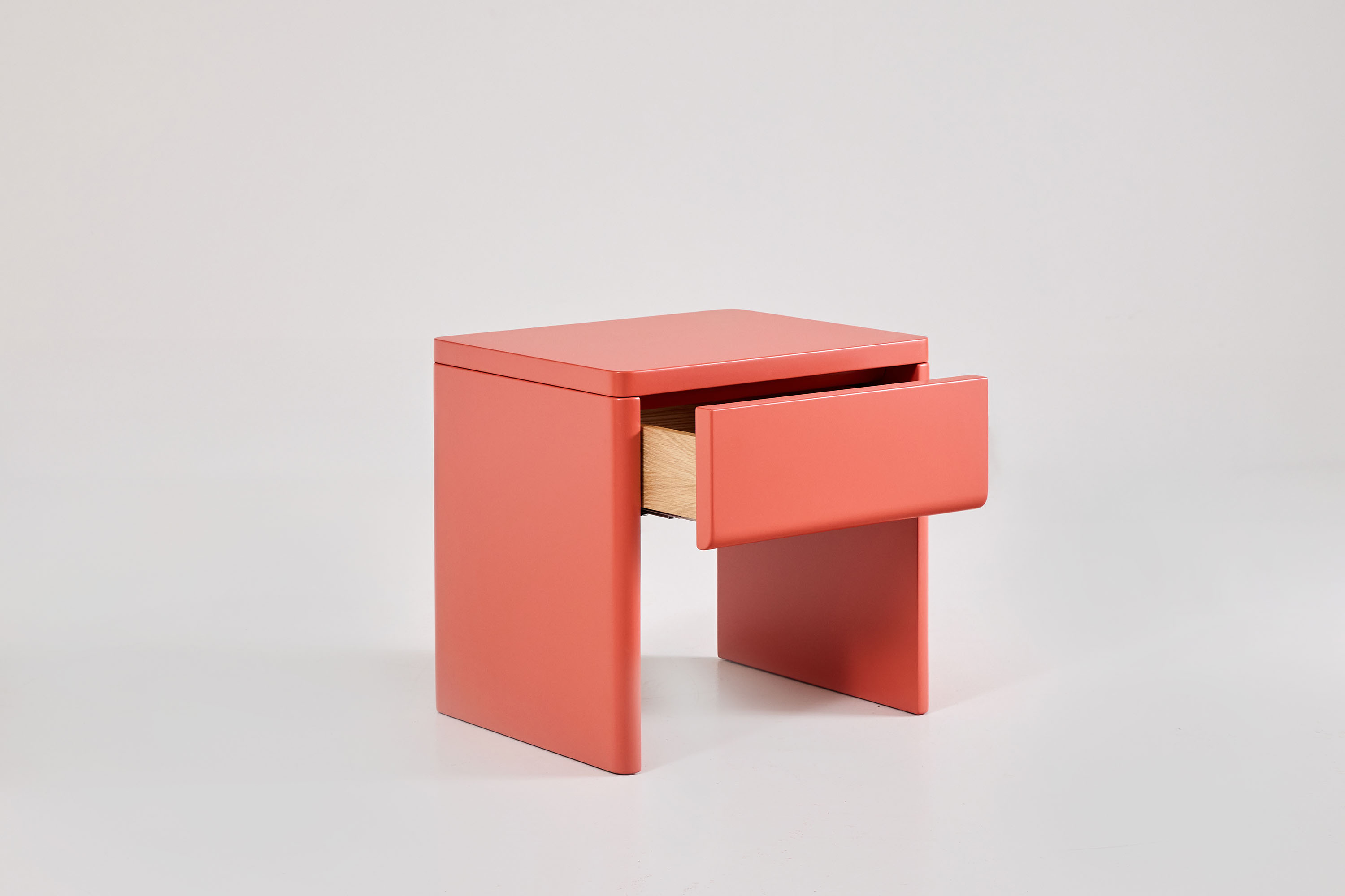 Jardan Pia Bedside Table Glow Edit