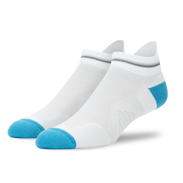 Layflat image of 2-Pack AIRKNITˣ Ankle Socks