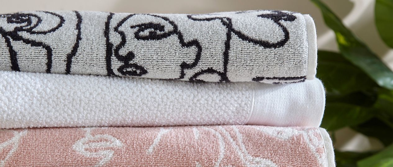 Hand Towels  Beautiful Bathroom Hand Towels –