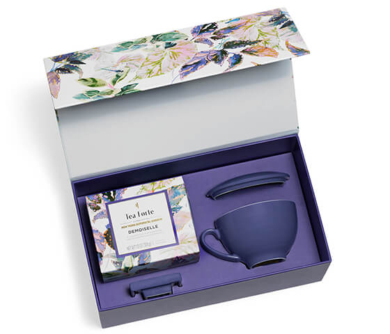 Demoiselle Gift Set, open with 10 teas, Café Cup and Tea Tray