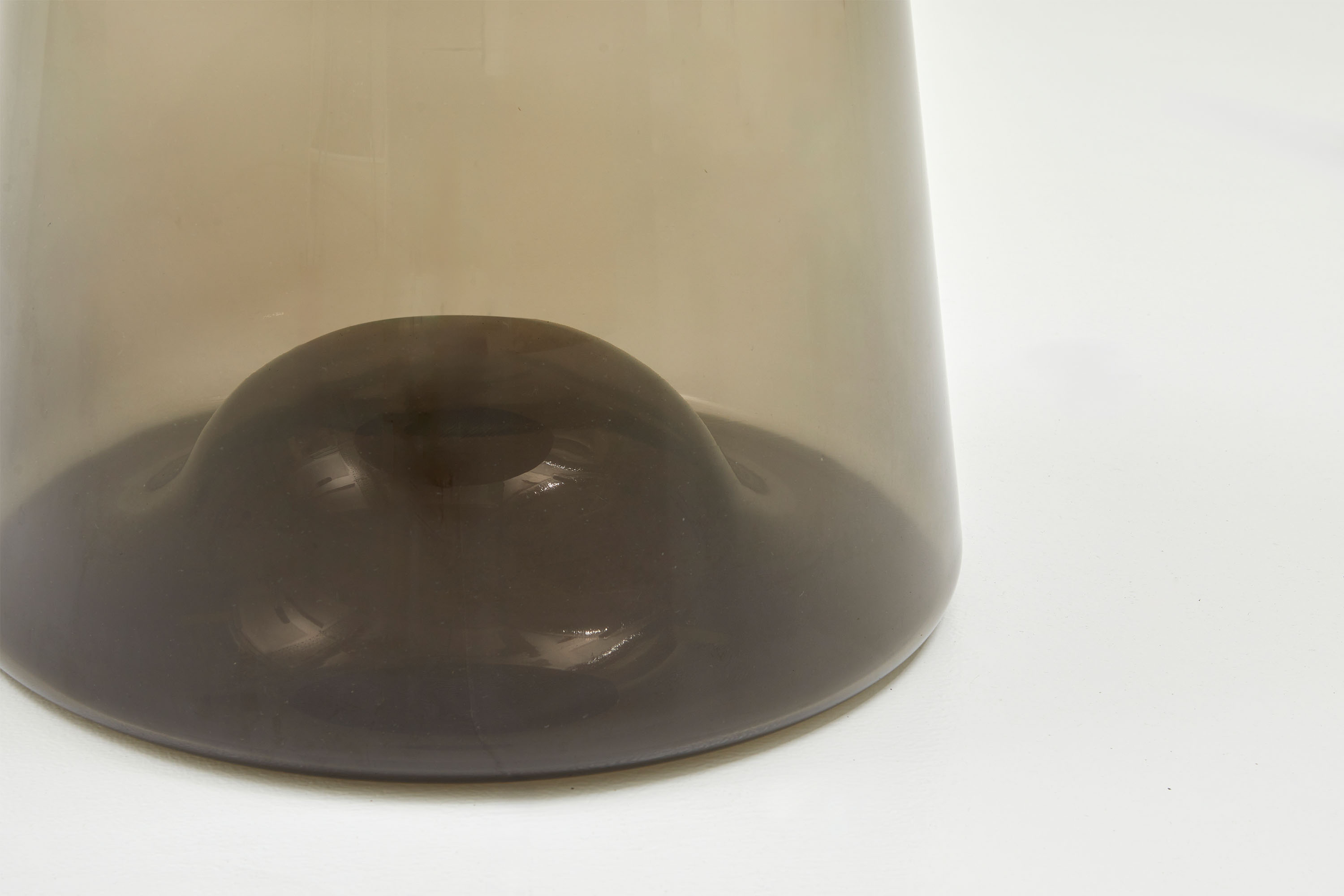 Jardan Romy SideTable StoneTop SmokeGlassBase BelvedereTop 3