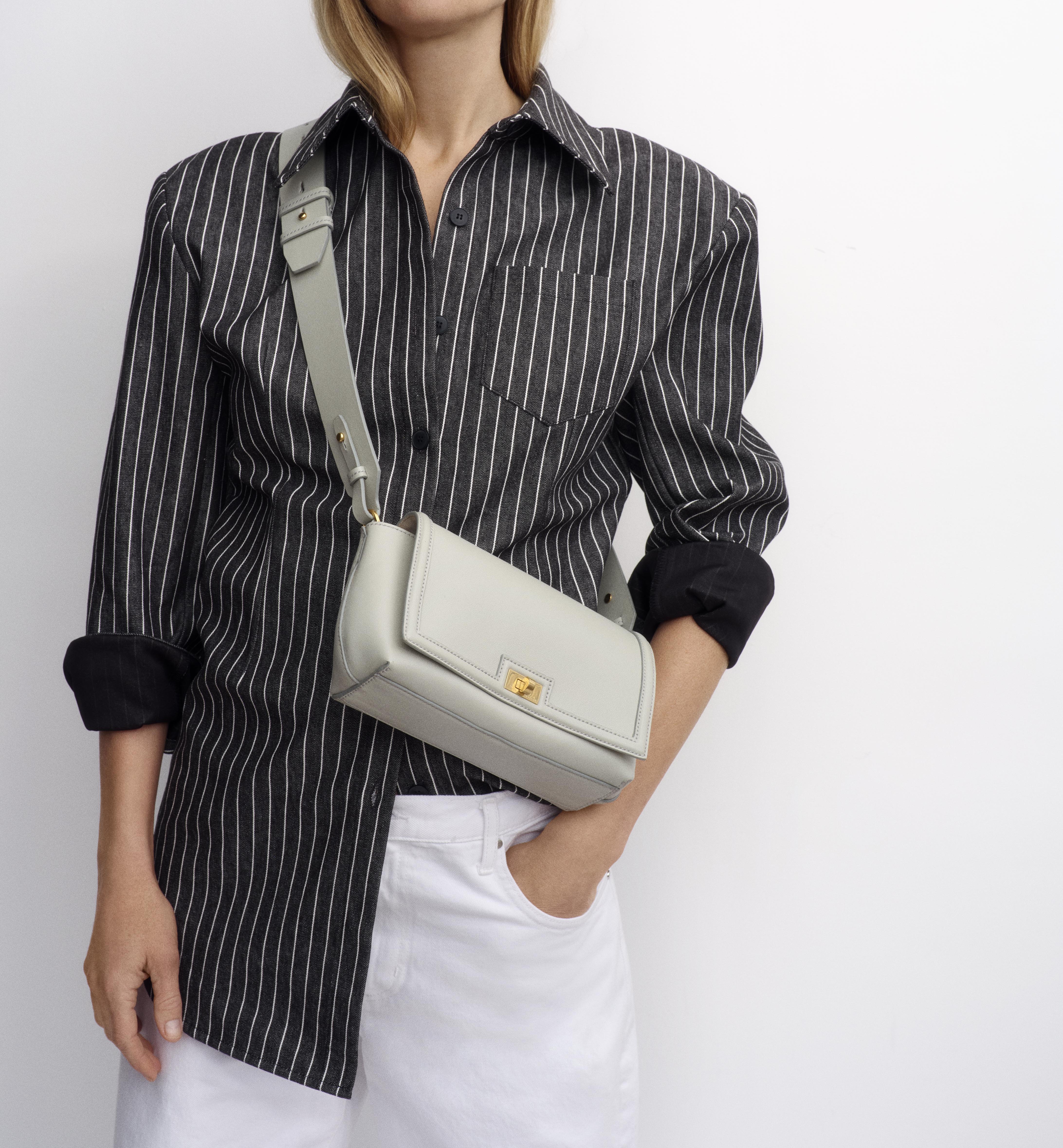 ウィメンズアクセサリー | アニヤ・ハインドマーチ｜Anya Hindmarch JP