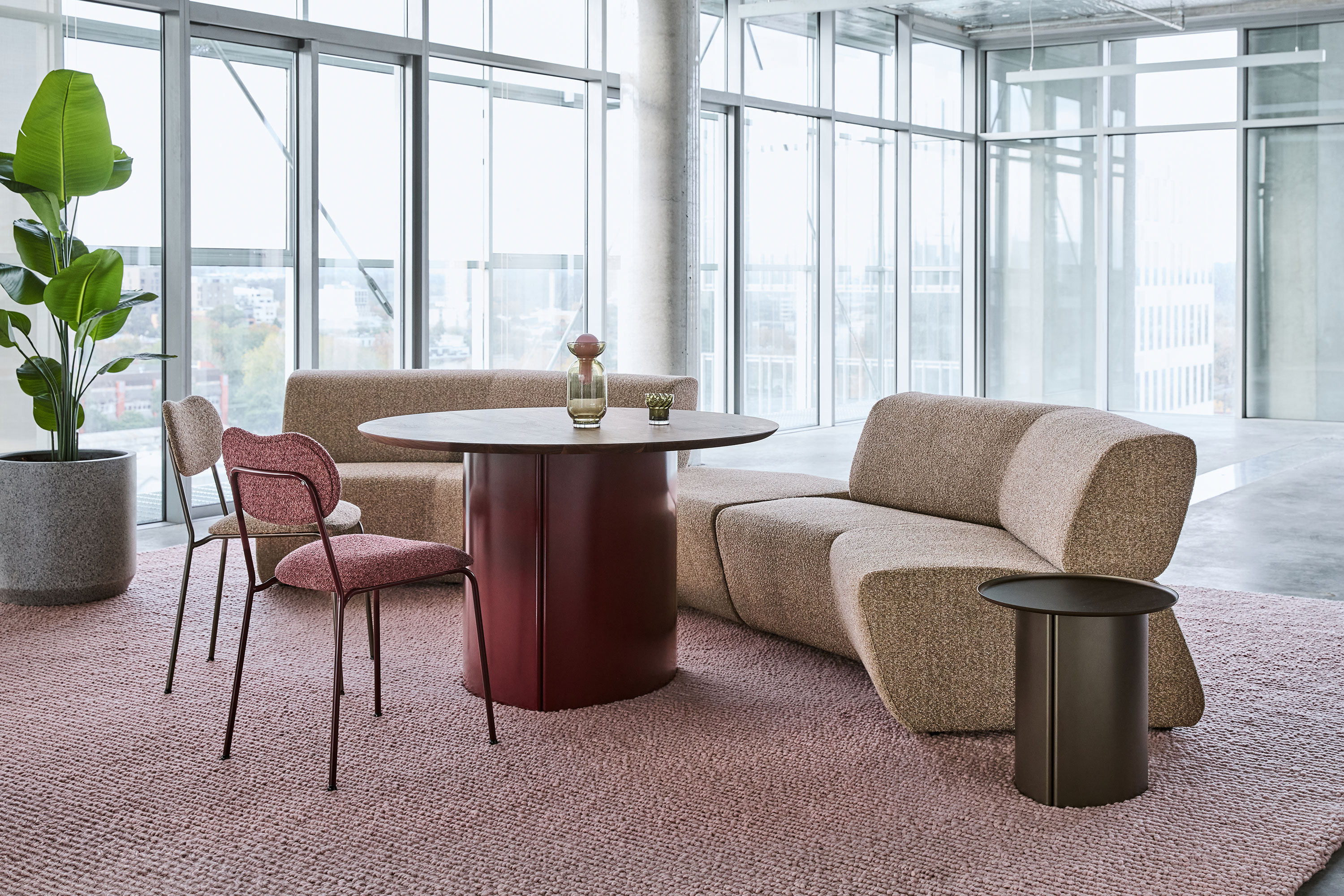 Jardan Bureau Paulie Sofa Reform Driftwood Soren Table Walnut Claret Kai Chair 02