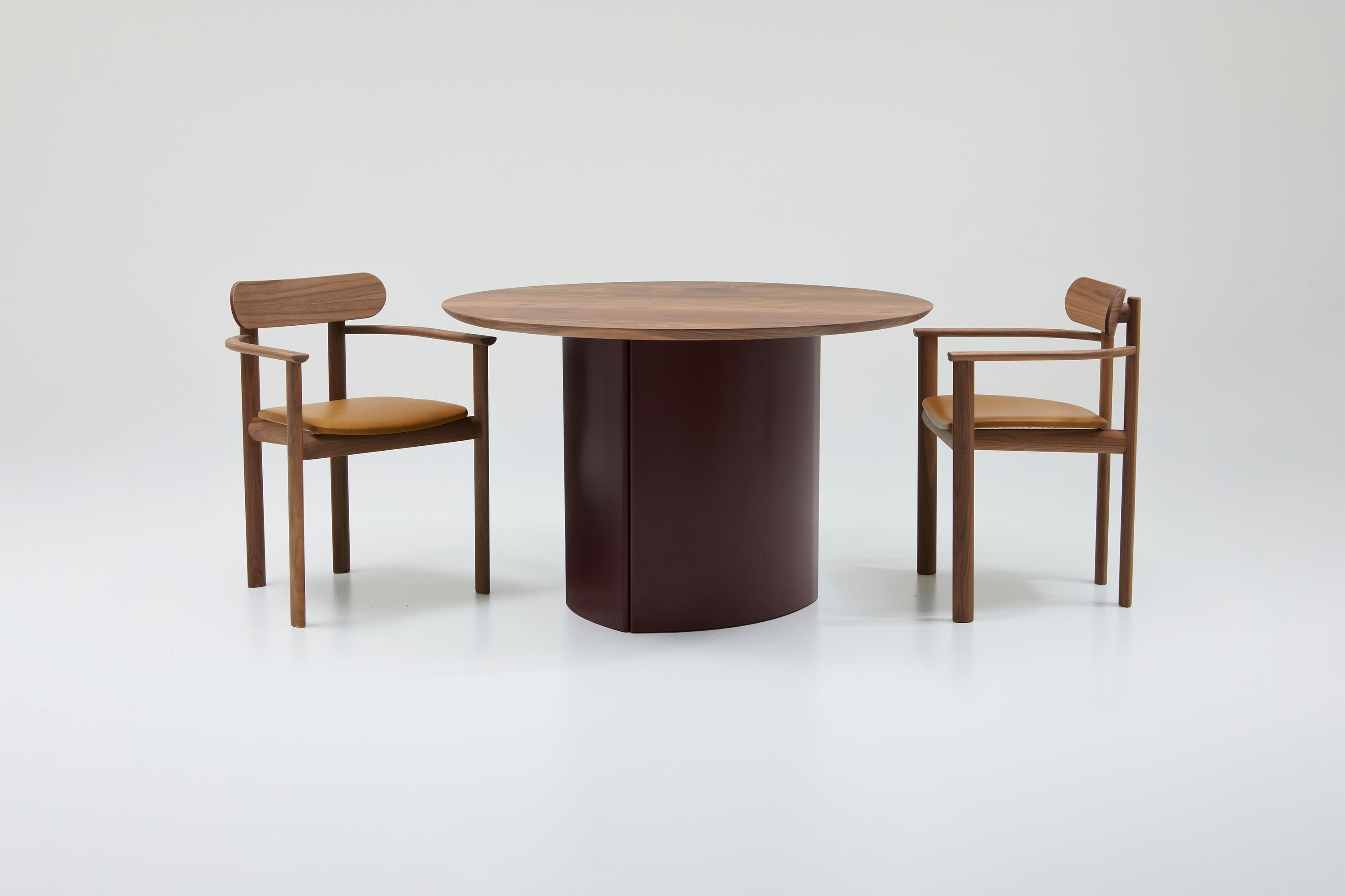 Jardan Soren Table Clarat Walnut Rye Chair Caramel Walnut 13