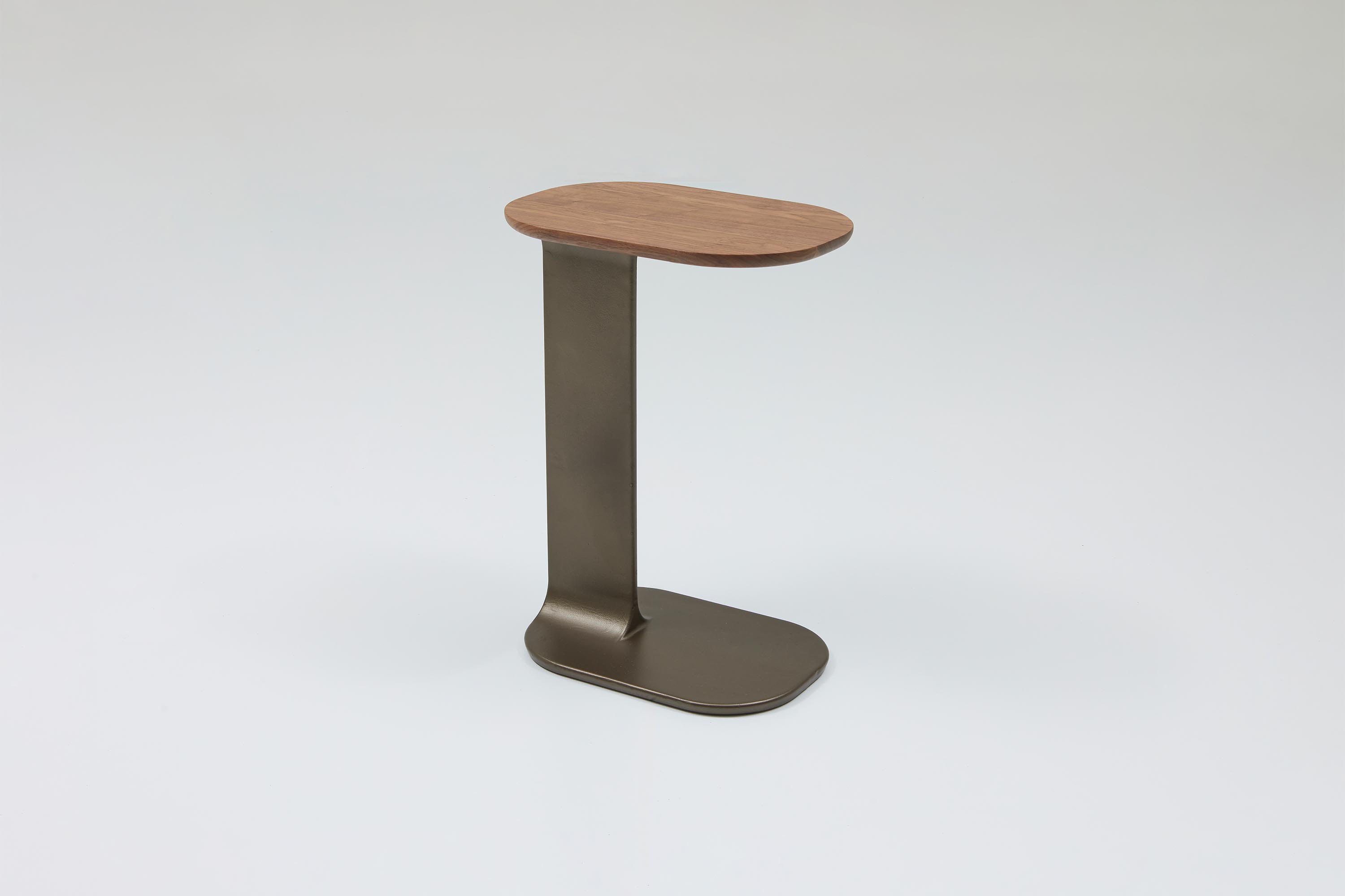 Jardan Max SideTable Bronze Wallnut 01