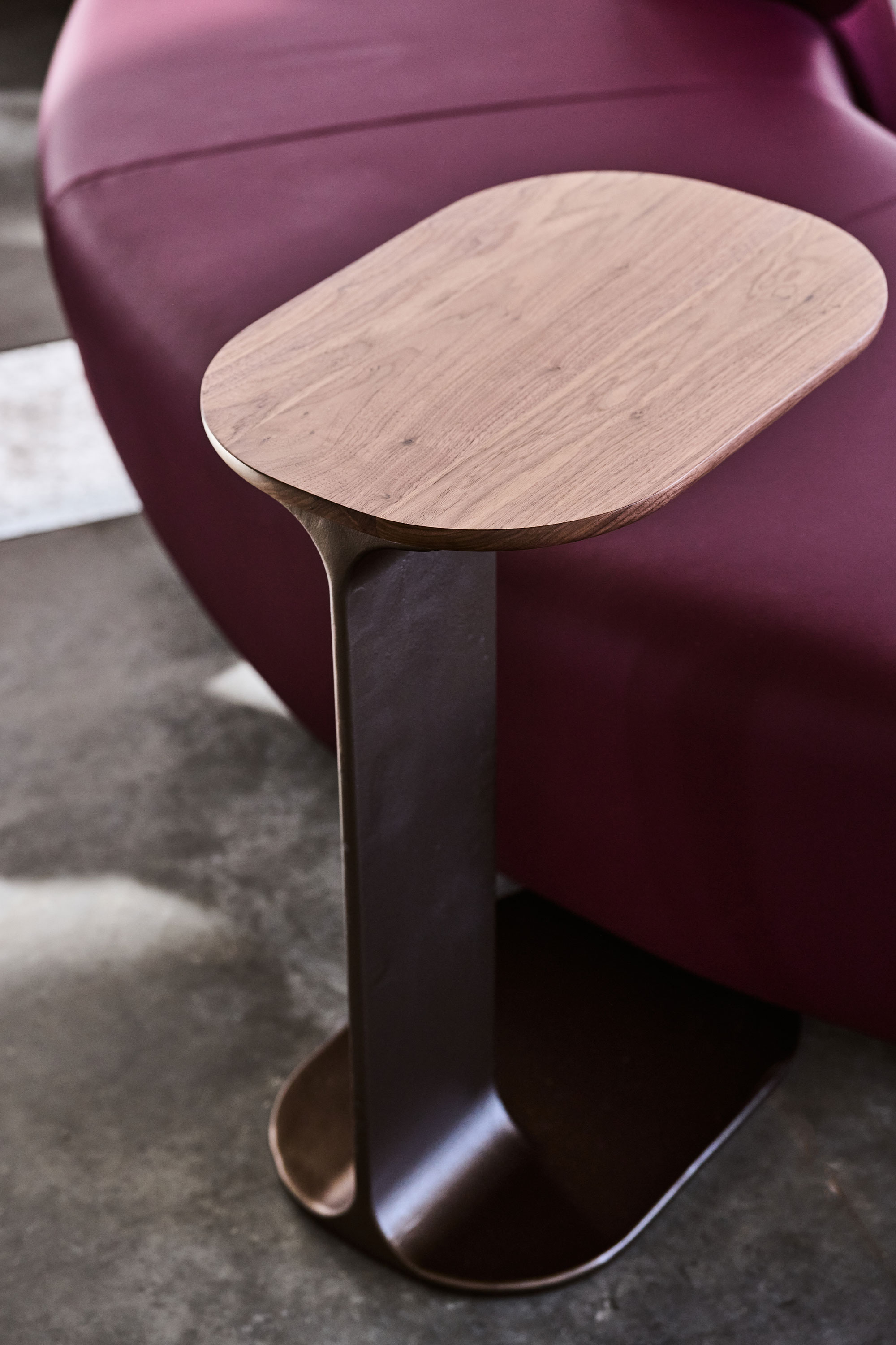Jardan Bureau Max Side Table Walnut Bronze