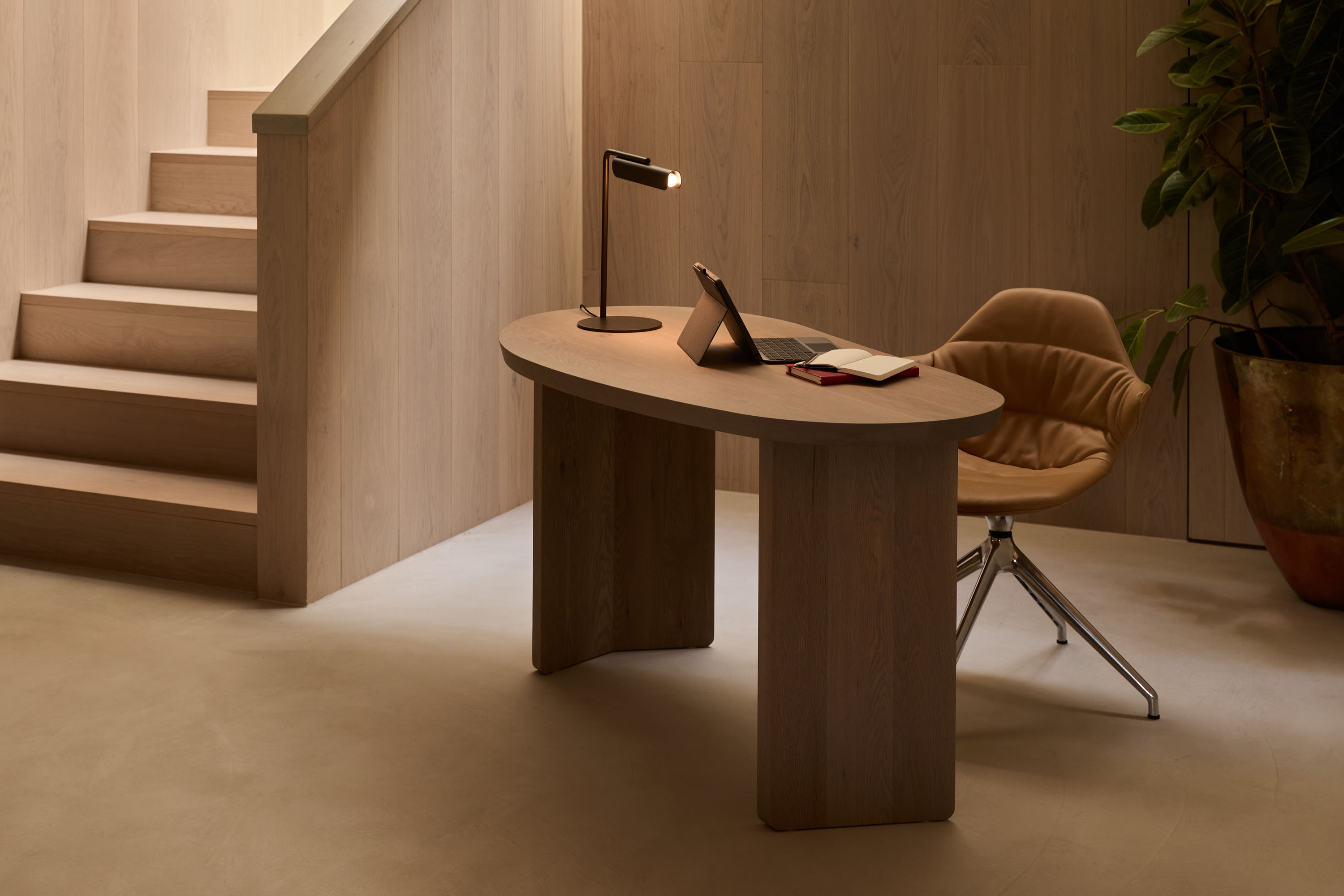 Jardan Arden Desk Raf Char WithArms 3