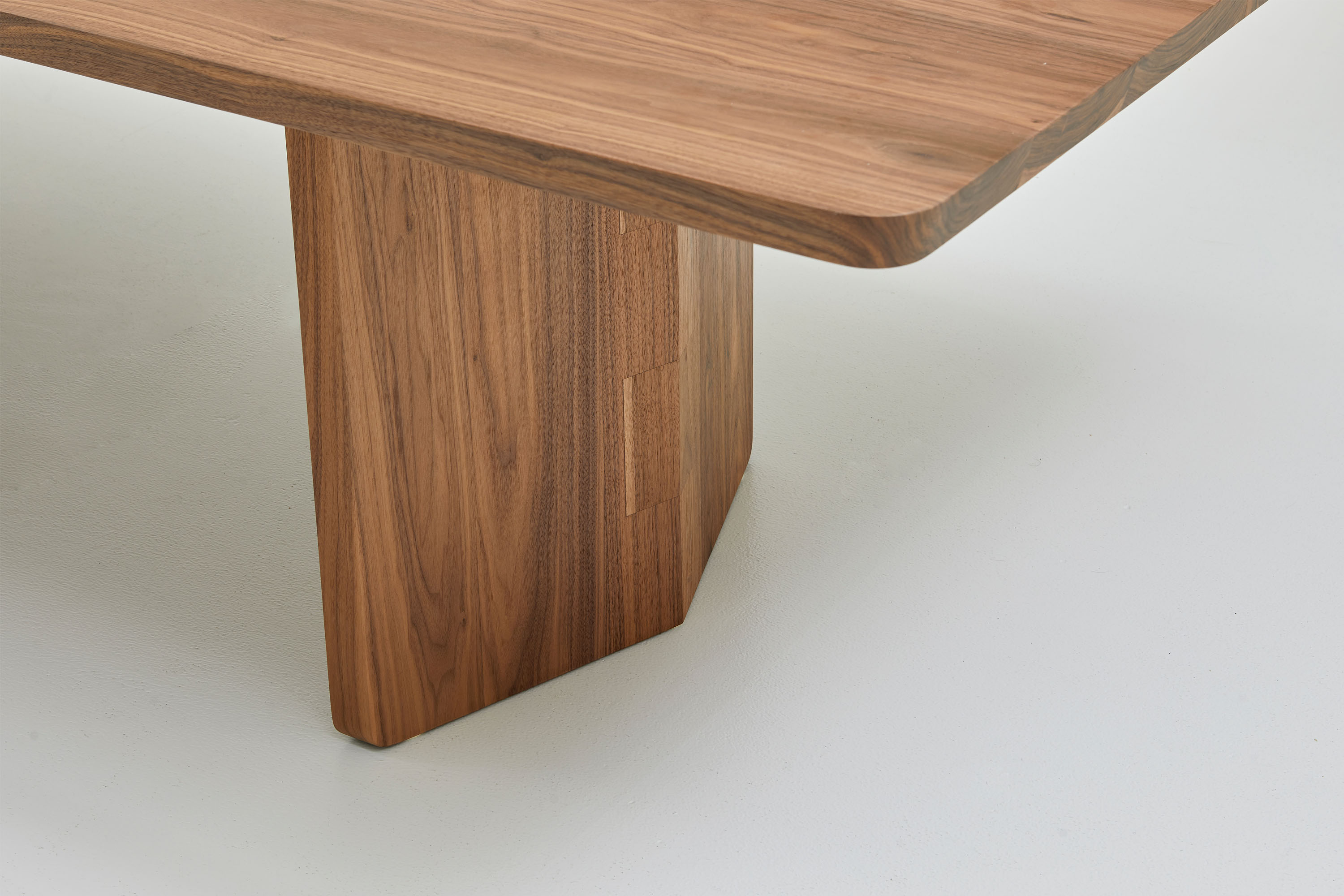 Jardan Arden DiningTable Rectangle Walnut 5