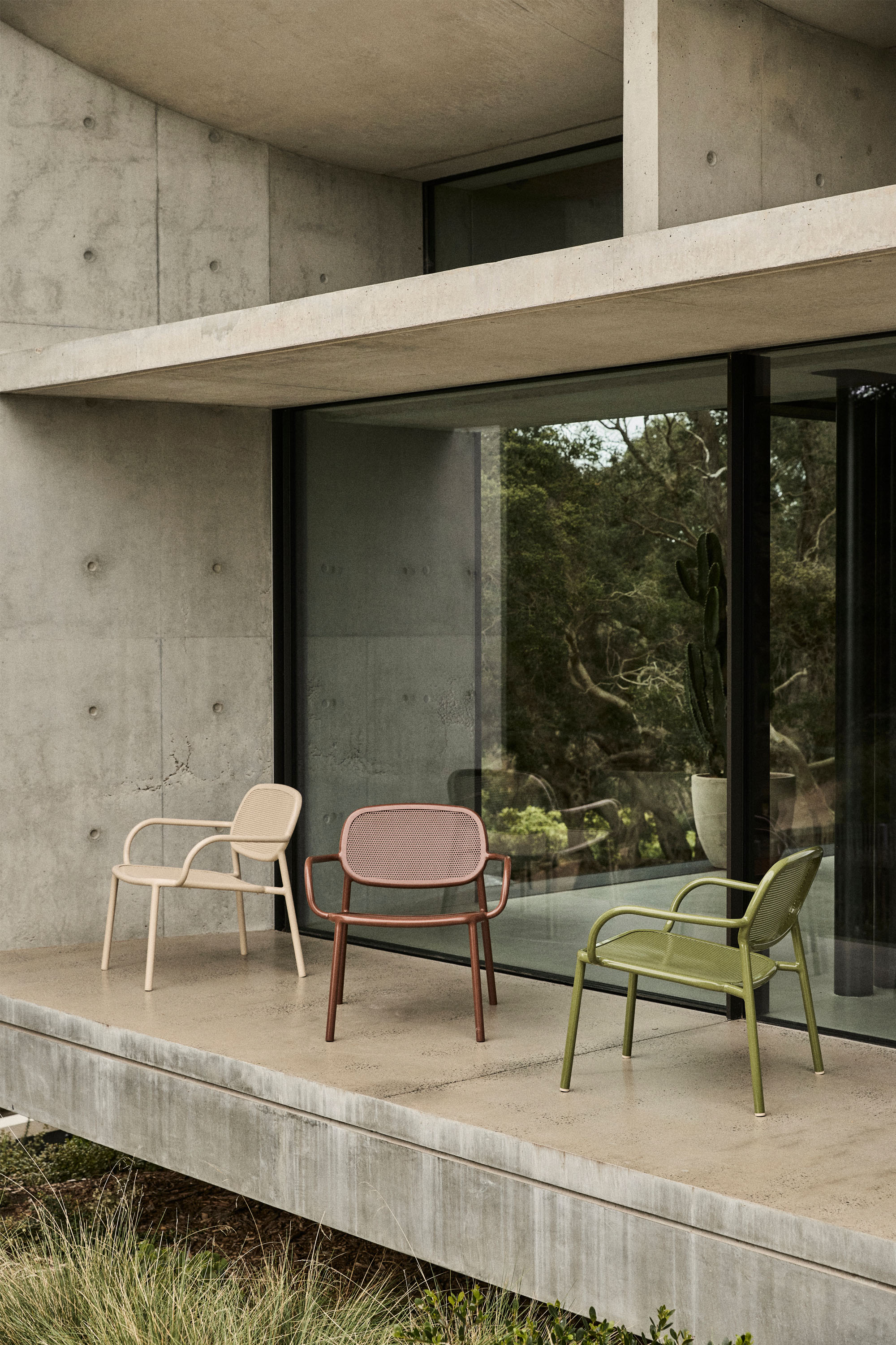 Jardan Outdoor Nilo Chair Hero
