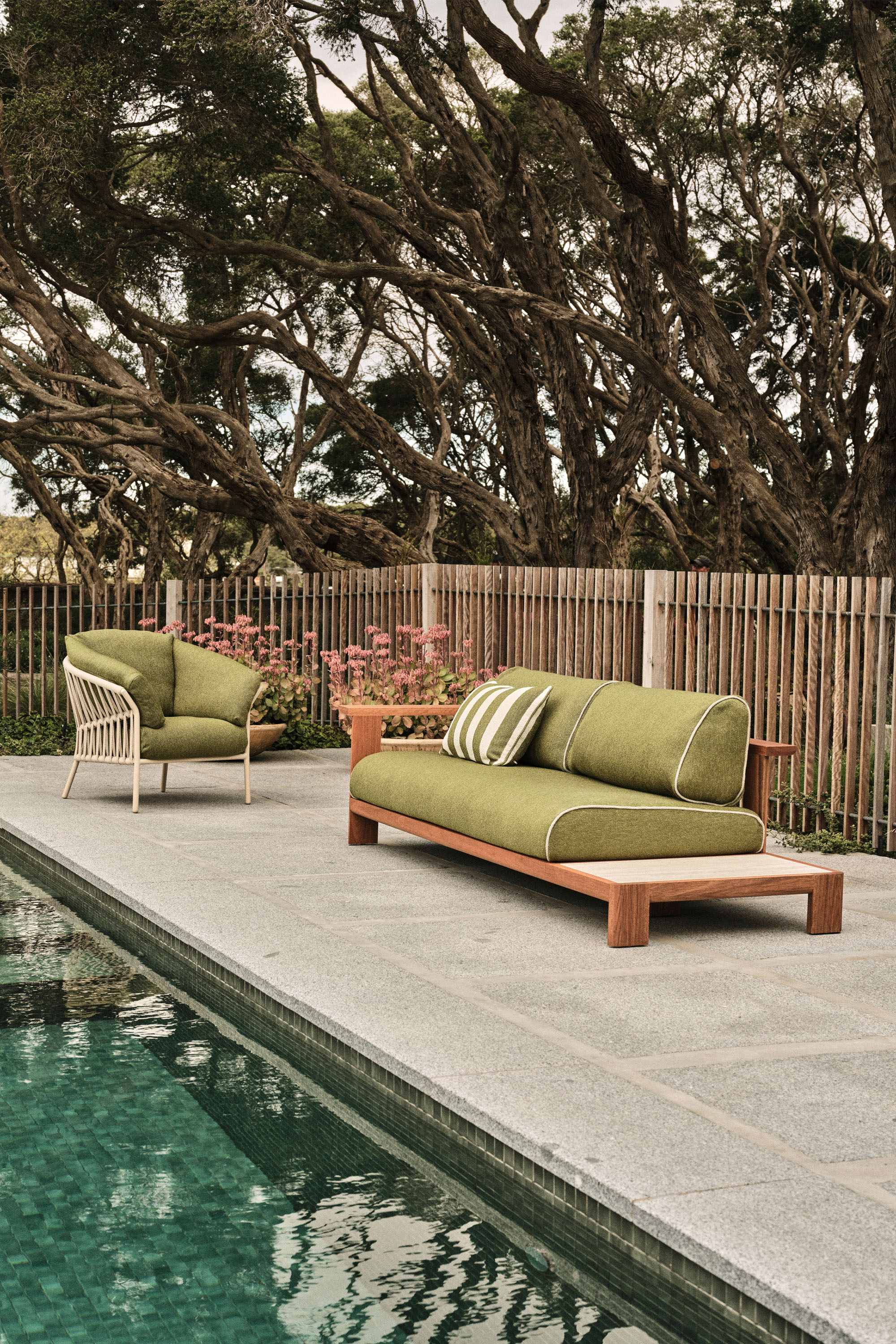 Jardan Outdoor Cosmo Sofa Modular Luma Armchair 1