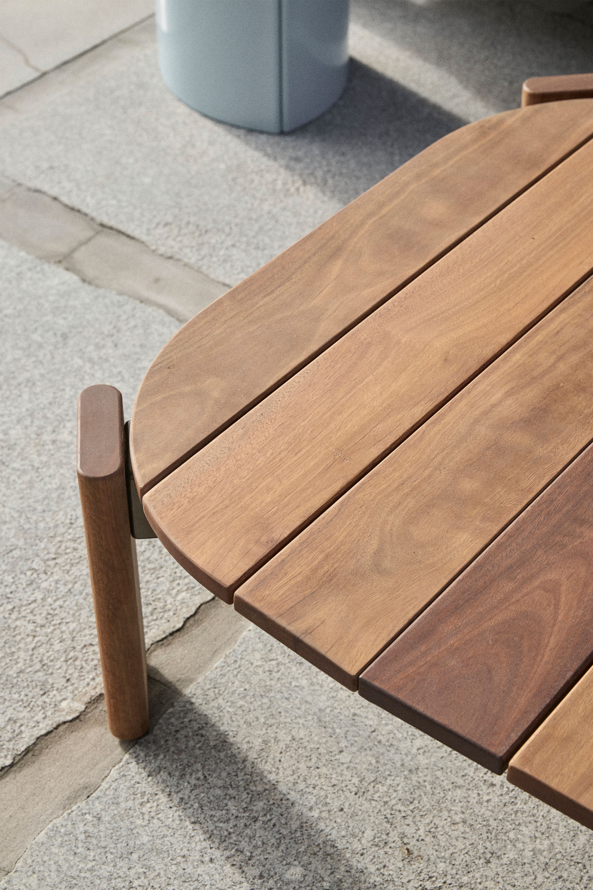 Jardan Outdoor Campaign Clem CoffeeTable 1