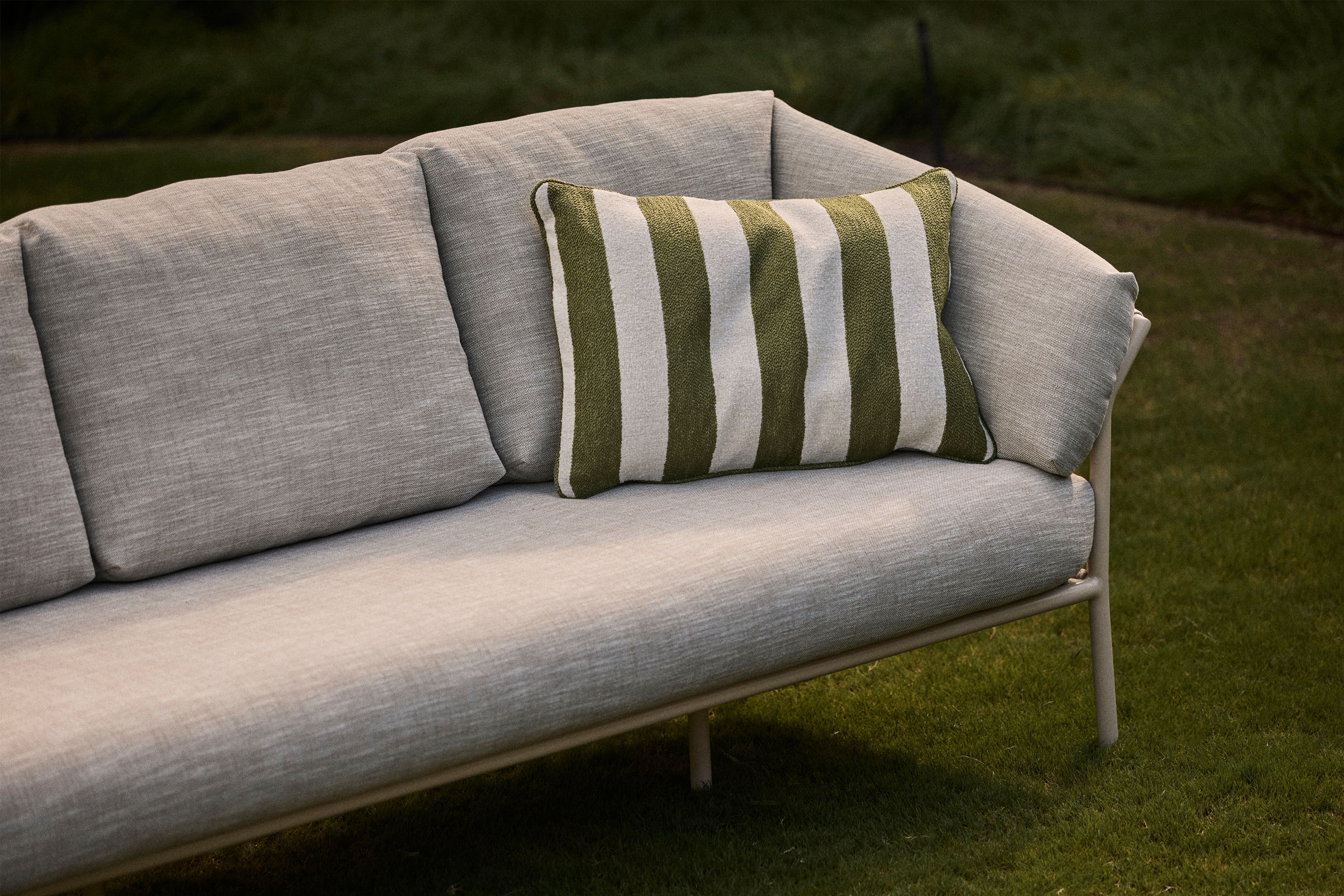 Jardan Outdoor Luma Sofa 1