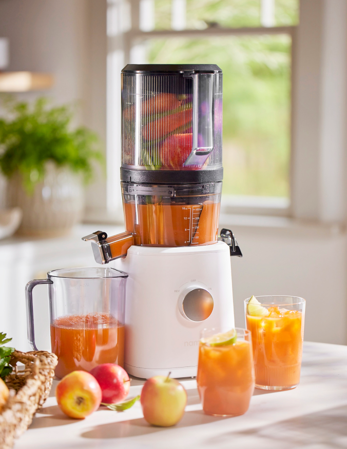 Juicers + Blenders Image