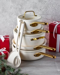  -  - Cookware Sets