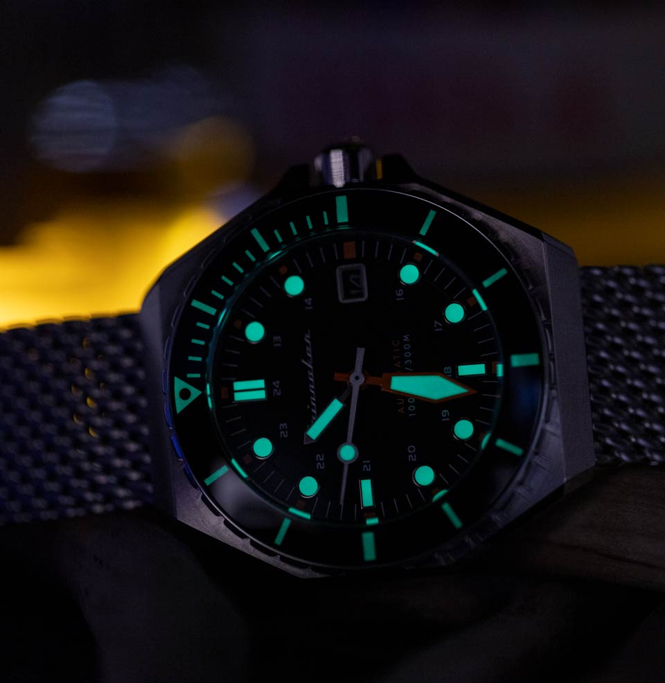 Dumas Lume on dial and hands