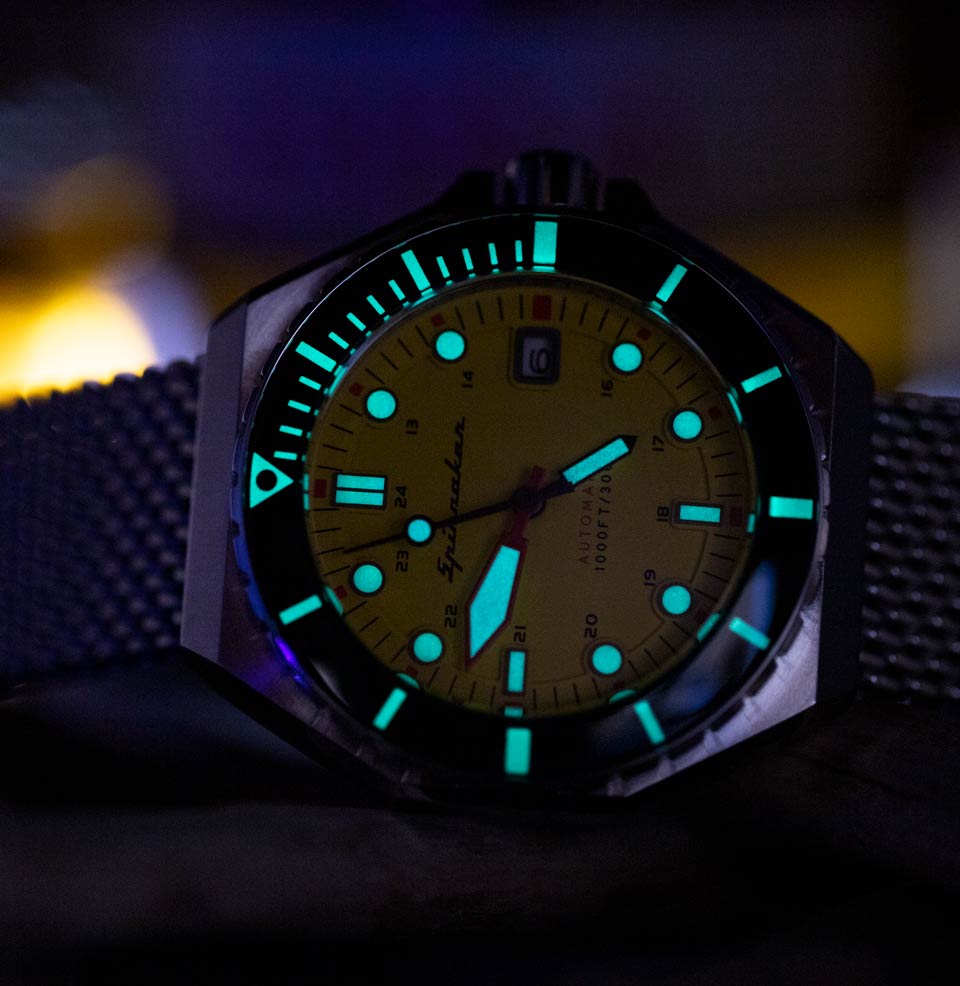 Dumas Lume on dial and hands