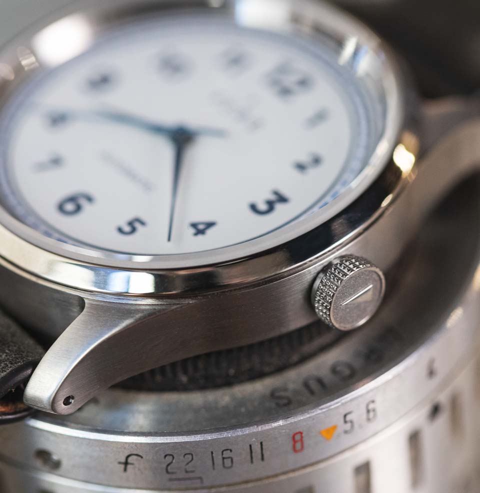 Vero x Windup Watch Shop Century 38mm LE Knurled crown - 100m Water Resistance