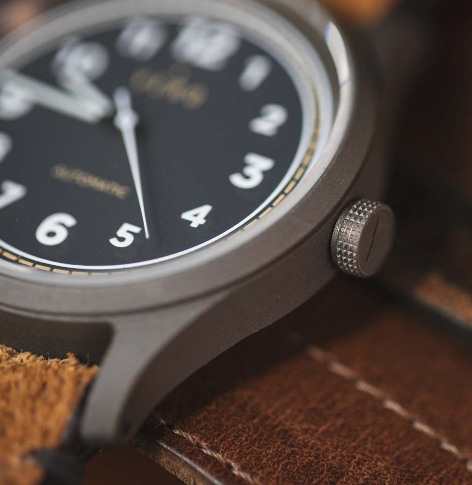 Vero x Windup Watch Shop Century 38mm LE Knurled crown - 100m Water Resistance