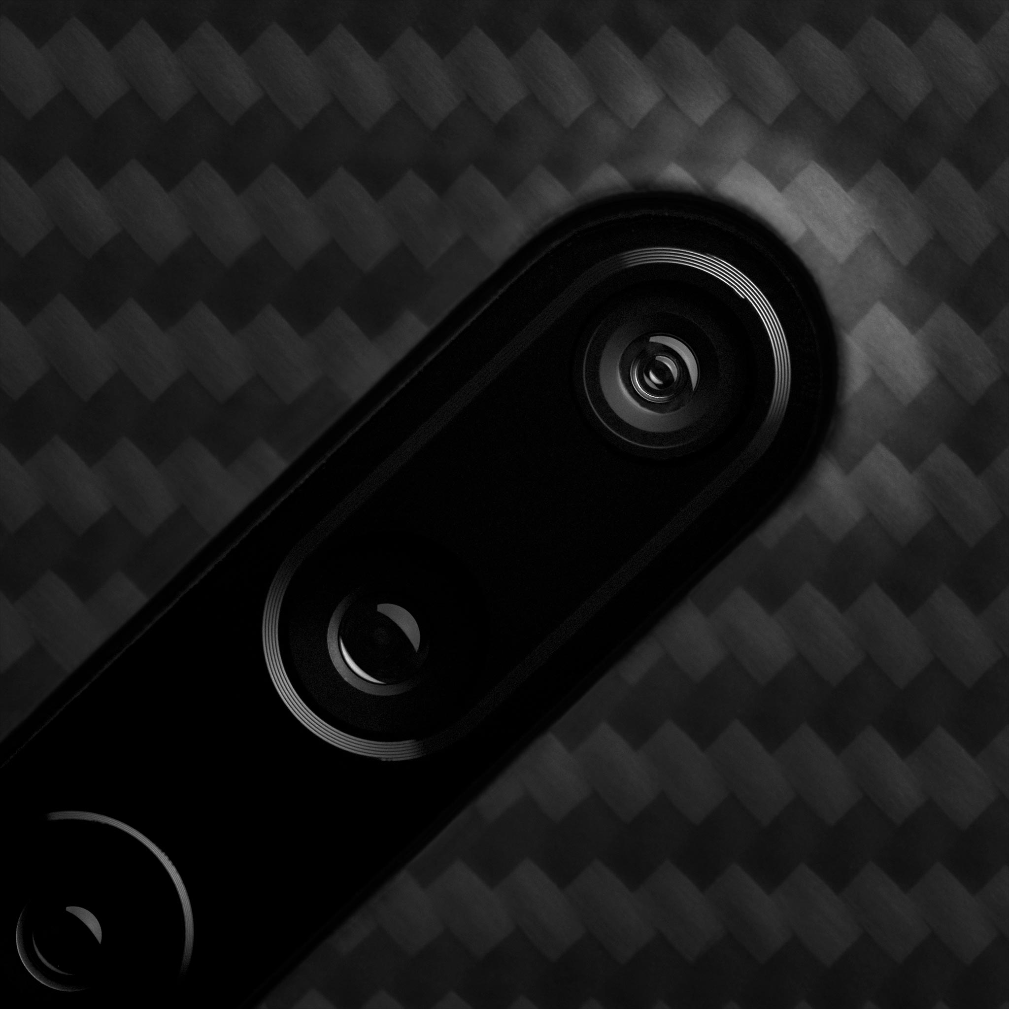 OnePlus 7 Pro Latercase - Close-up