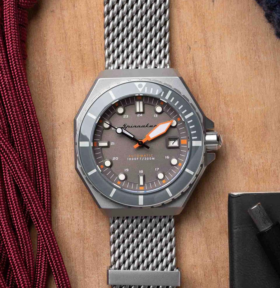 Dumas Flat gray with orange highlights