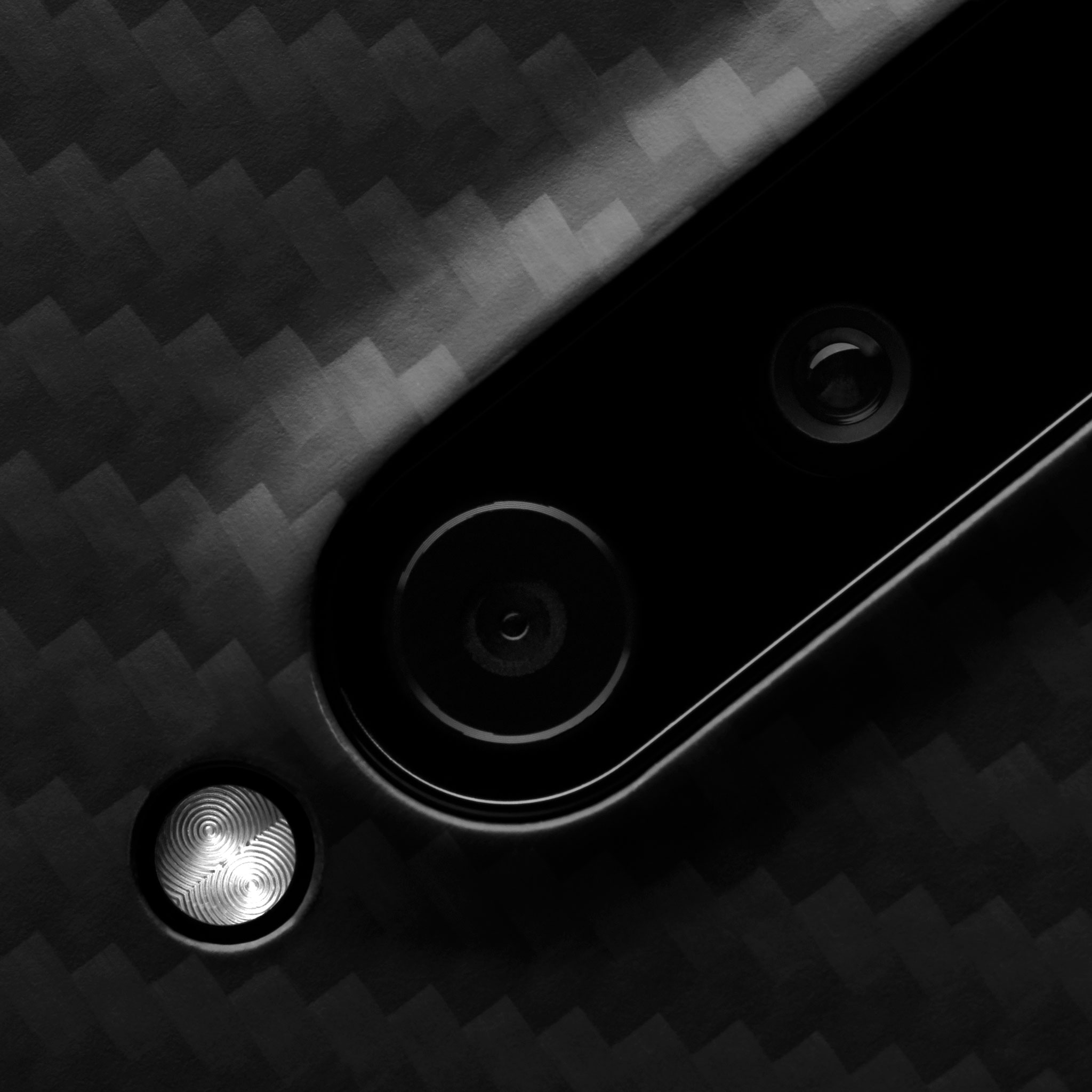 OnePlus 8 Latercase - Close-up