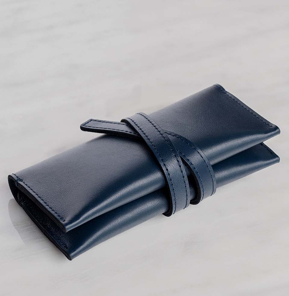 Duo Watch Roll Stitched Tether closure