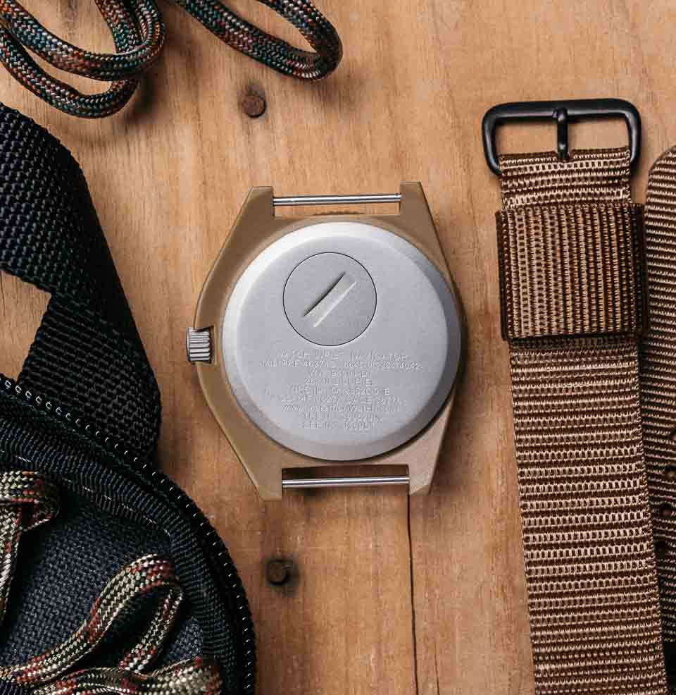 Navigator MIL-SPEC SPECIFICATIONS ON THE 316 STEEL CASE BACK