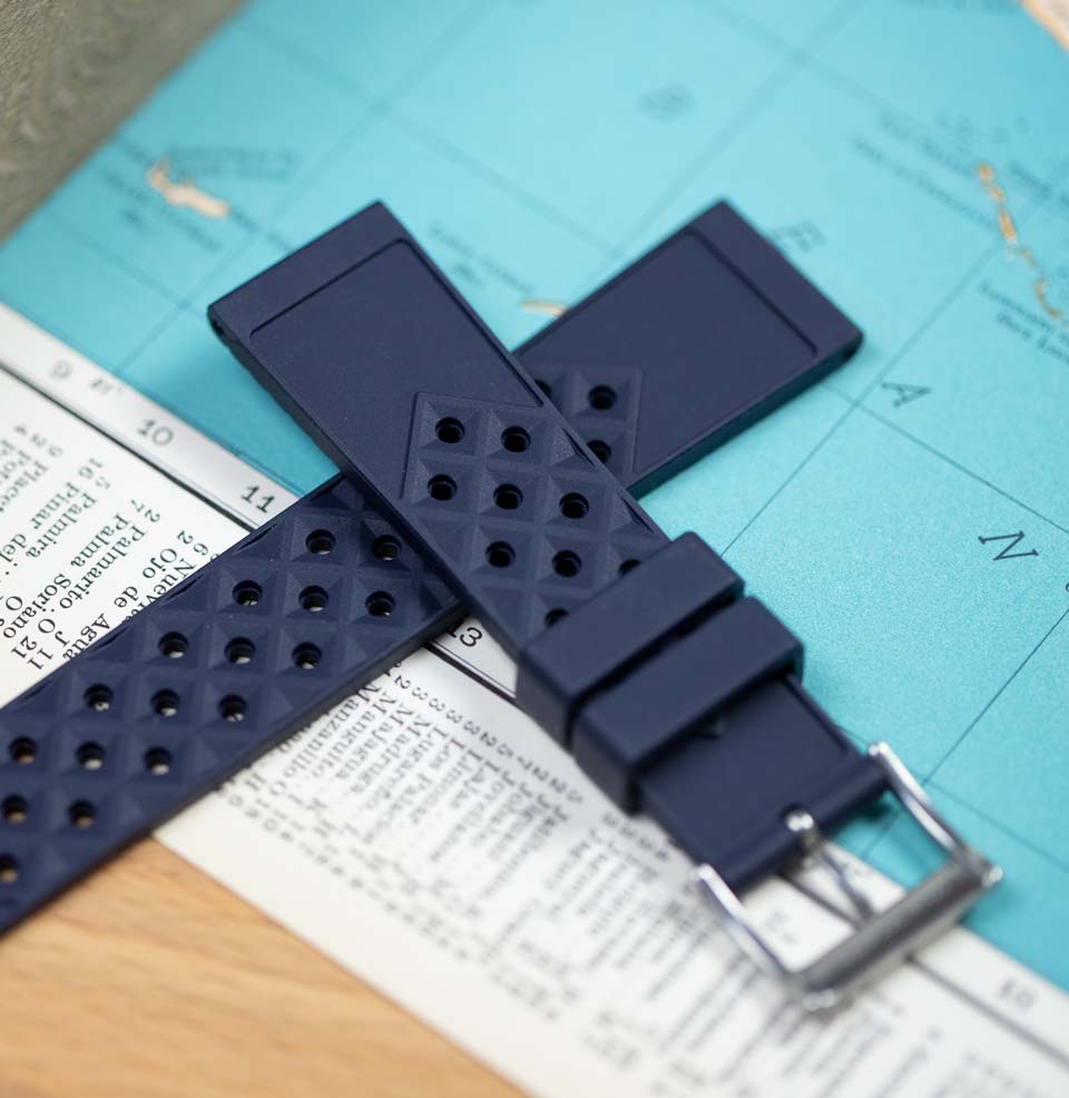 Rockaway Vintage Style Rubber Breathable Design